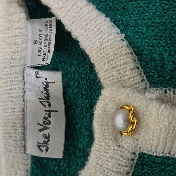 Vintage Cardigan Sweater - Picture 6 of 8